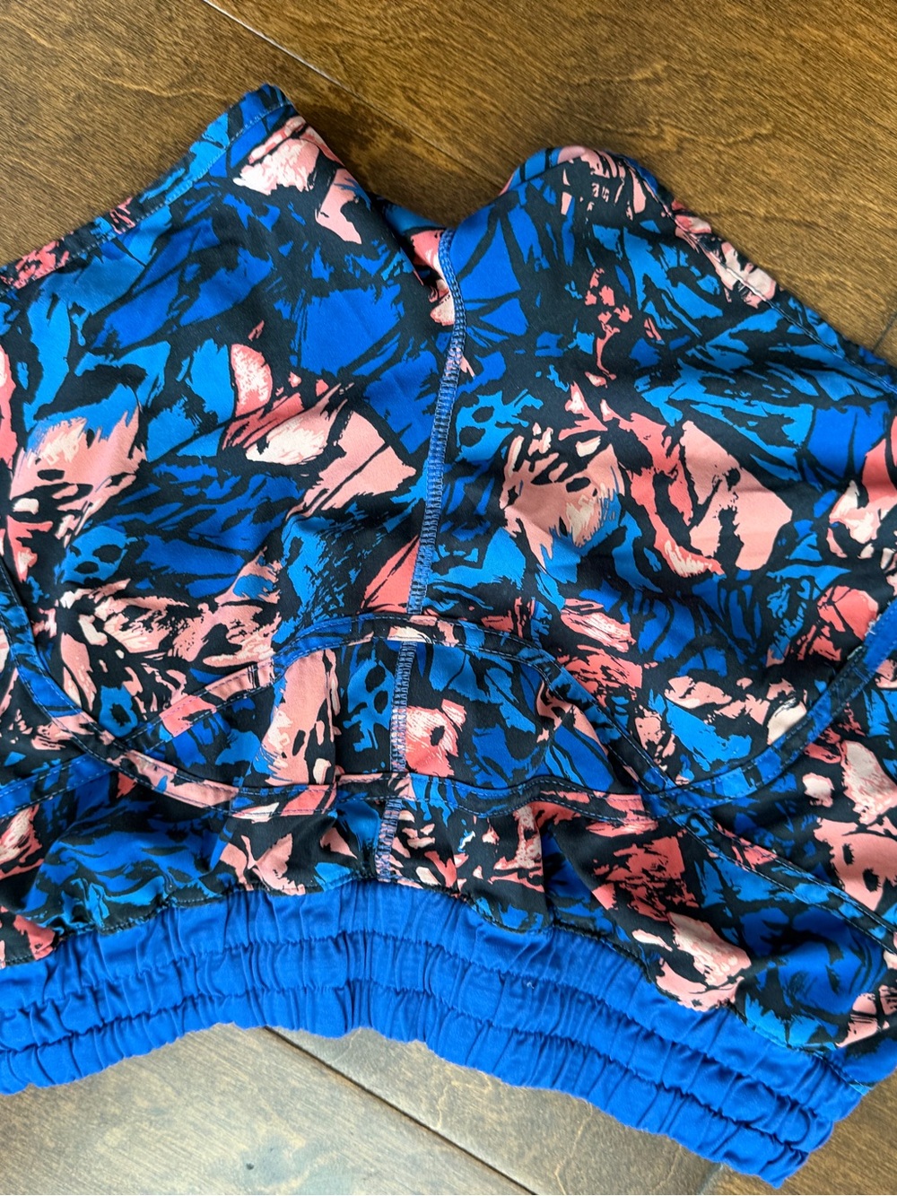 Women’s lululemon Blue & orange floral tracker shorts